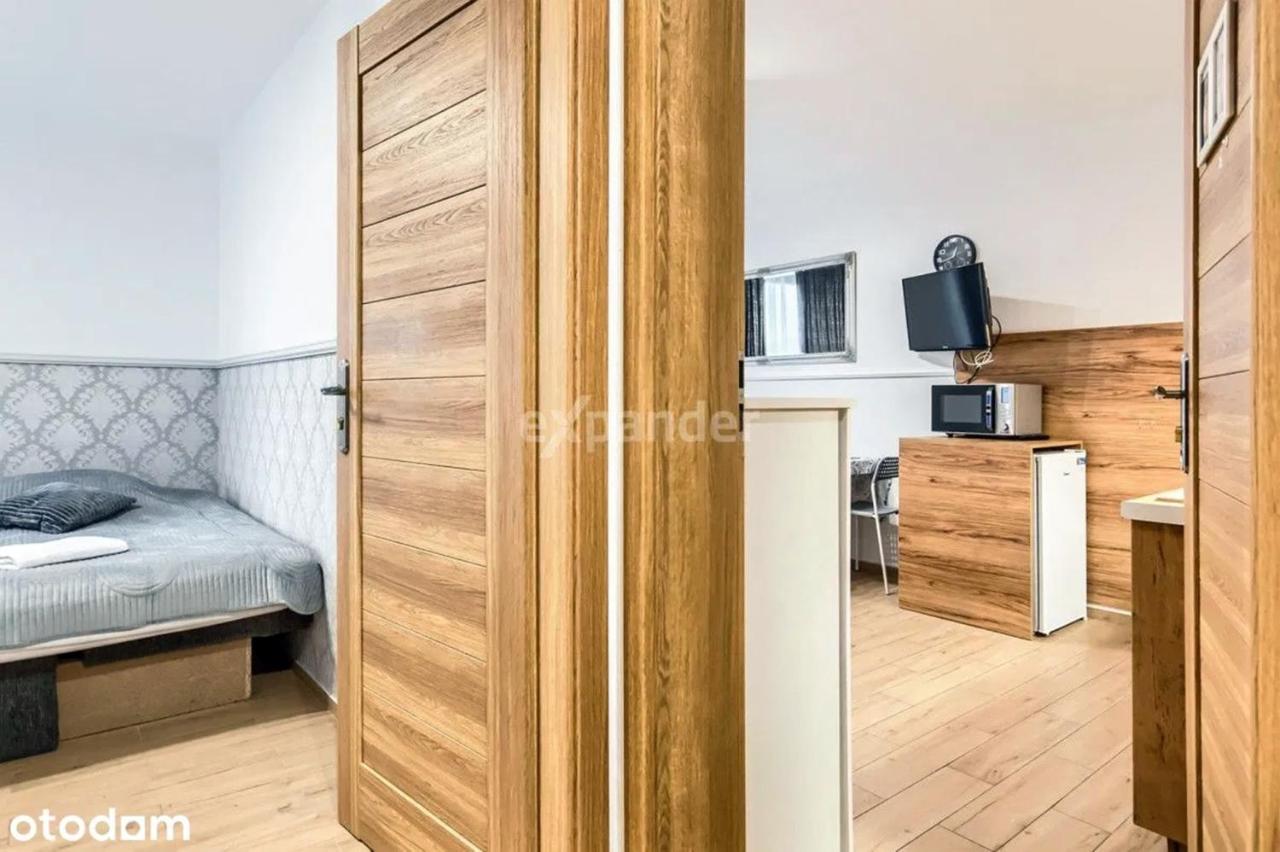 Luksusowy Gaj Apartament By Apartamenty Na Dni Wrocław Exteriör bild
